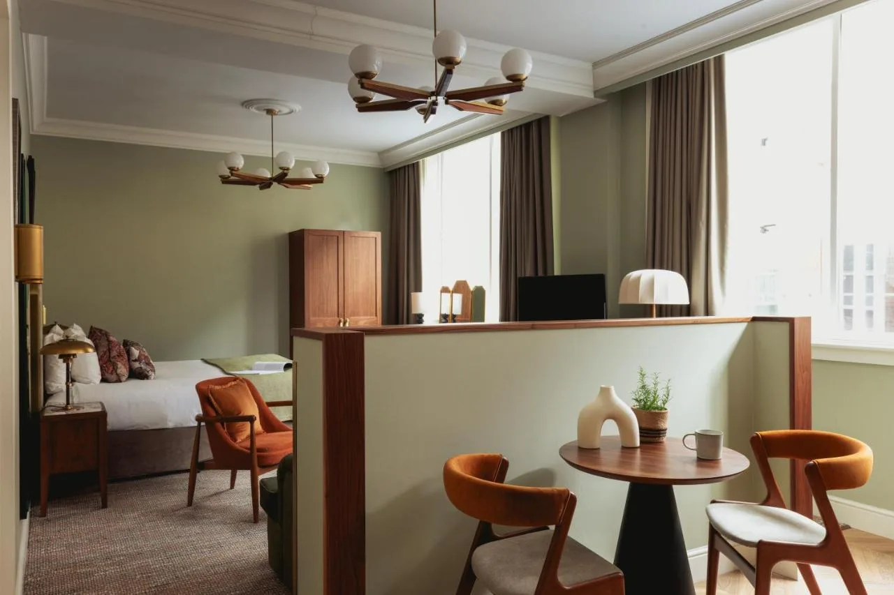 Open Plan One Bedroom Apartment
