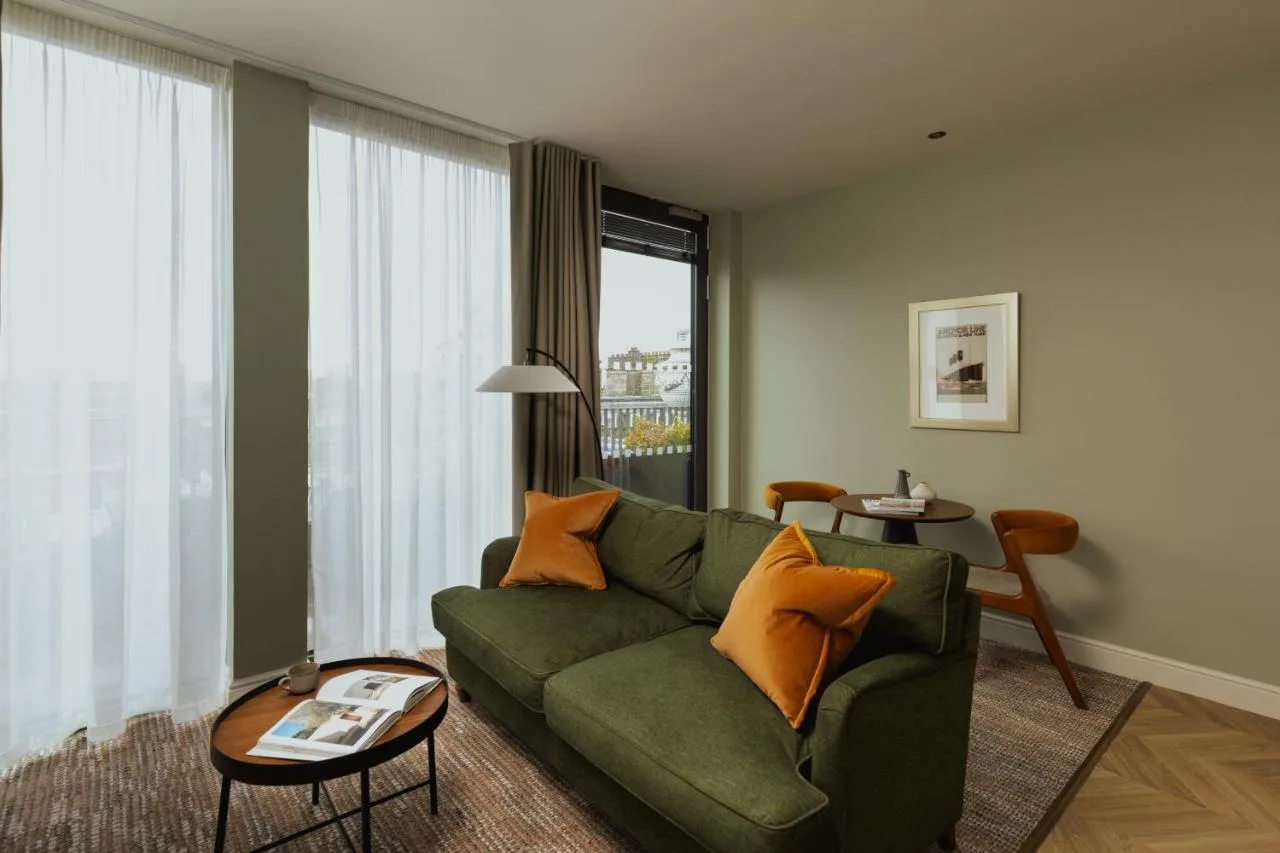 Penthouse One Bedroom Apartment